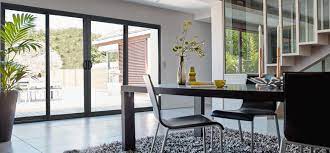 En hiver vous bénéficiez d'apports lumineux importants tout en profitant d'une vue extraordinaire sur l'environnement. La Baie Vitree Aluminium Atlantem Design Et Performance Thermique