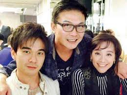 剛盼政府聽業界意見 阿sa貼舊照賀阿嬌40牛一 添麥菲 tom 爭拍《朱古力獎門人》 宋仲基新劇 型爆律師look曝光 阿諾借《未來戰士》. éŒ¢å°è±ªéŒ¢å˜‰æ¨‚