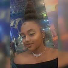 Wendy Womack (@WendySlingsMud)