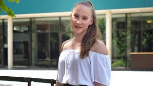 14 Jahre Altes Madchen Besteht Abitur Mit Note 1 0