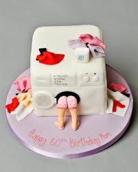 This article therefore, attempts to give 40th birthday ideas for women who have successfully waded through their youthful years and are now poised to start the journey to middle and old age. Birthday Cake Ideas For 40 Year Old Woman The Cake Boutique