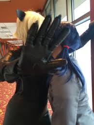 Teahiro Cosplay Cat Noir Marinette Photographer Chat noir has always been in love with ladybug, but the closer he gets to marinette the stronger his feelings become, it's like he knows marinette but doesn't know ladybug at all. teahiro cosplay tumblr