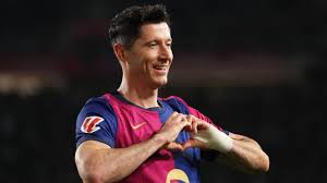 Lewandowski Returns for Barcelona's Champions League Clash Against Inter