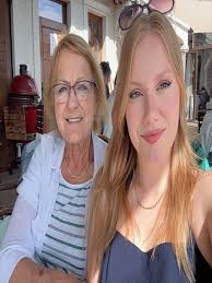 Kira Burke (@kira__burke) • Instagram photos and videos