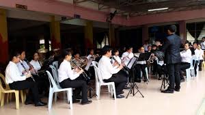 As of 2014, the total number of students is around 2900, including morning and afternoon classes. 4k Wind Orchestra 1 Teachers Day 2015 By Smk Pusat Bandar Puchong 1