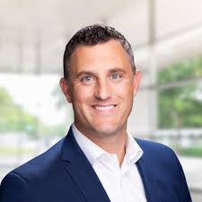 Mary Mantia's Instagram, Twitter & Facebook