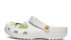 Free shipping on orders over $25 shipped by amazon. Bad Bunny X Crocs Classic Clog White Where To Buy 207101 902 The Sole Supplier