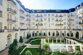 2,590 likes · 353 talking about this · 2 were here. Upscale Apartment In The Prestigious Haus Cumberland