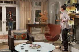 Two And A Half Men Furniture Home Decor Interior Design Gift Ideas Söylediğine bakılırsa, başarılıdır da (iddiasına göre teenage mutant ninja turtlesın tema müziği ona aittir).