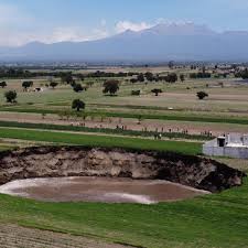 Maricarmen hernández | el sol de puebla. Socavon Enorme Se Extiende En Puebla Pasa De 5 A 60 Metros En Dos Dias El Informador