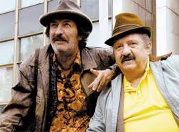 Obecná škola je československý film režiséra jana svěráka, natočený v roce 1991 podle scénáře zdeňka svěráka.film se stal populární u kritiky i fanoušků a byl dokonce nominován na oscara za nejlepší zahraniční film. Marian Labuda A Bolek Polivka Umelci Romskej VoÄ¾nosti Www Sme Sk