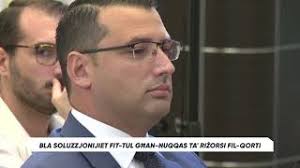 Il-Ministru Jonathan Attard bla soluzzjonijiet fit-tul għan-nuqqas ta'  riżorsi fil-Qorti