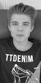 RUSSLAND VOLLEYBALLNACHT UMNUTZUNG