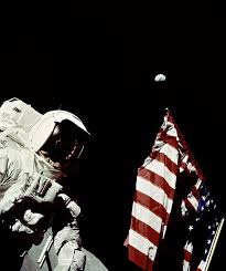 29 Photos That Put All Of Our Struggles In Perspective Earth From Space Man On The Moon Apollo