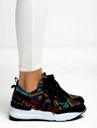 Etnik Kilim Desenli Spor Ayakkabi 109 90 Tl Zapatos Tenis Para Mujer Zapatos Con Luces Zapatos