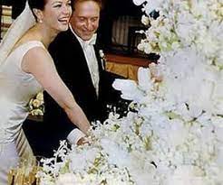 Wedding was held in ny plaza hotel. 16 Outrageous Celebrity Wedding Cakes Slideshow Celebrity Weddings Catherine Zeta Jones Wedding Wedding Cakes