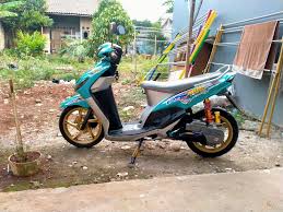 Haloo sahabat youtube kali ini saya upload tentang modifikasi mio gt babylook selamat menonton enjoyyy jangan lupa klik subscribe nya dan like nya. Stiker Striping Thailand Mio Old Smile Thailook Babylook Mhotai Lazada Indonesia