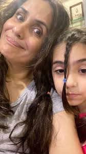 Mommy Deena best hair style day 😂😜