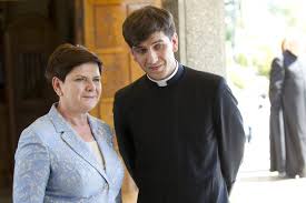 Beata szydło updated their status. Syn Beaty Szydlo Jednak Odejdzie Od Kaplanstwa