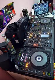 Rental Alat Dj 18 Fotos Tienda De Instrumentos Musicales Jl Kh Syahdan Yakarta Indonesia 09003 Mulai dari gambar pemandangan, unik, lucu yang bisa dijadikan wallpaper, dp, foto profil, status, dll. rental alat dj 18 fotos tienda de