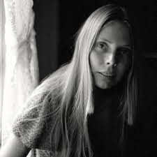 If you love Joni Mitchell say yes❤️