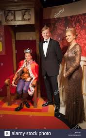 Nach einigen probefahrten in holländischen gewässern hat der könig sein. Koningin Maxima Und Prinz Willem Alexander Wachs Figur In Madame Tussauds Amsterdam Holland Niederlande Stockfotografie Alamy