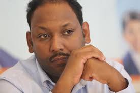 Thierry Robert choqué par les ricanements durant son intervention