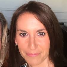 Tanya Sinclair's Instagram, Twitter & Facebook