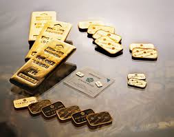Bahkan saat ini kita dapat berinvestasi emas melalui pegadaian dengan. Hari Ini Emas Antam Cetak Sejarah Harga Termahal Di Atas Rp1 Juta Per Gram Merahputih