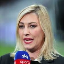 Kelly Cates's Instagram, Twitter & Facebook