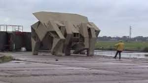 Theo jansen's @strandbeests walk the beaches of miami for more photos and videos of the strandbeestsin miami, follow @peabodyessex on instagram and browse the #strandbeests hashtag. Strandbeest Evolution Youtube