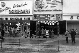 1950er Eine Reise Um Die Welt In 50 Minuten Aktualitatenkino Aki Am Zoo Joachimstaler Strasse 43 44 Charlottenburg West Berlin Berlin East Berlin