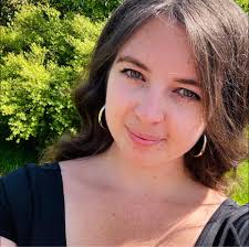 Looking for a Painter & Decorator to undertake a Paint & Wallpaper job in a  Bedroom, Downend area