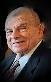 Albert Papp's Instagram, Twitter & Facebook