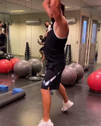 Brooks koepka is a physical specimen. Golf Digest Brooks Koepka Workout Facebook