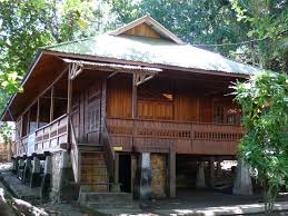 Untuk desain rumah ala bali dengan kolam renang yang bernuansa alam kamu bisa dapatkan inspirasi dari desain ini. 28 Sketsa Rumah Panggung Yang Cocok Untuk Keluarga Joglo Joglo