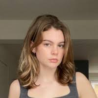 Lily Bowen's Instagram, Twitter & Facebook