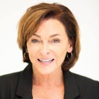 Karen Cicalese's Instagram, Twitter & Facebook