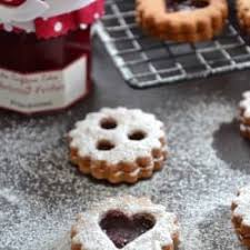 8 Recettes De Bredele De Noel Petits Gateaux Alsaciens Mon Week End En Alsace Recette Bredele Recette Bredele Alsacien Bredele De Noel