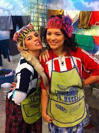 En esta ocasión su hermana, érika luna. Karla Panini Cierra Su Twitter Ante La Muerte De Karla Luna