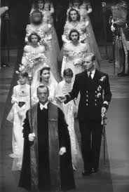 En 2017, le couple aux nombreux records a célébré ses 70 ans de mariage. Czdoems Ei Om