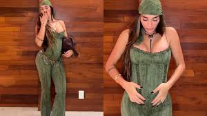 Grávida, Tainá Militão mostra look exibindo a barriguinha para show da Shakira