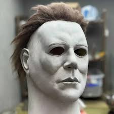 Michael Myers vs Pinhead: Why did this horror movie crossover get  cancelled?