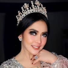 Wajah syahrini sebelum debut polos banget. Princes Syahrini Lovers Photos Facebook