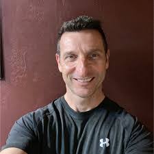 Chris Colombo's Instagram, Twitter & Facebook