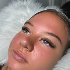 Pretty Elements by Skye