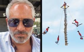 2001 amigas y rivales (tv series) roberto de la o / roberto. Voladores De Papantla Demandan A Arath De La Torre Por Discriminacion