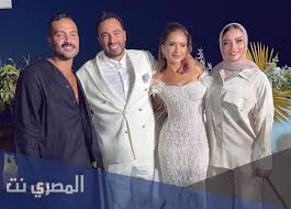 تواصل الفنانة نيللي كريم والفنان آسر ياسين، تصوير مسلسل «100 وش» الذي من المقرر أن يخوضا به المنافسة الرمضانية للعام الحالي 2020. Fnnrclttqyju5m
