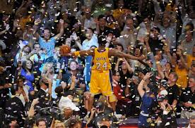 Kobe Bryant S Legendary Basketball Career In Photos In 2020 Kobe Bryant Nba Kobe Bryant Wallpaper Lakers Kobe
