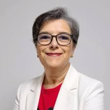 Idosa de 101 anos entrega currículo em empresa do interior de SP e caso  viraliza na web: 'Para ajudar um pouco'